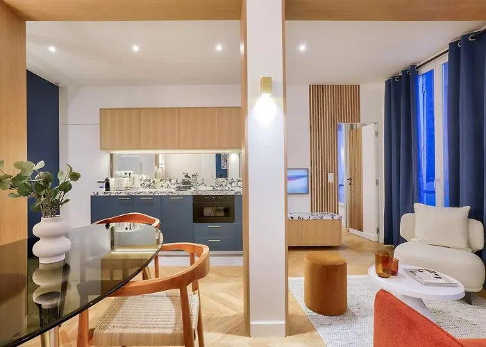 Bel D'architecte Au Coeur De Appartement Parijs